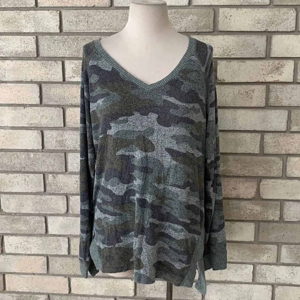 3for$20 warm shirt medium